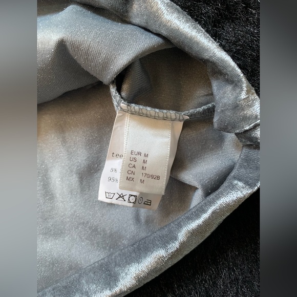 Vintage Unbranded Women’s Blouse Soft Faux Velvet M 95%Poly 5%Spanx PreOwned - Picture 8 of 13